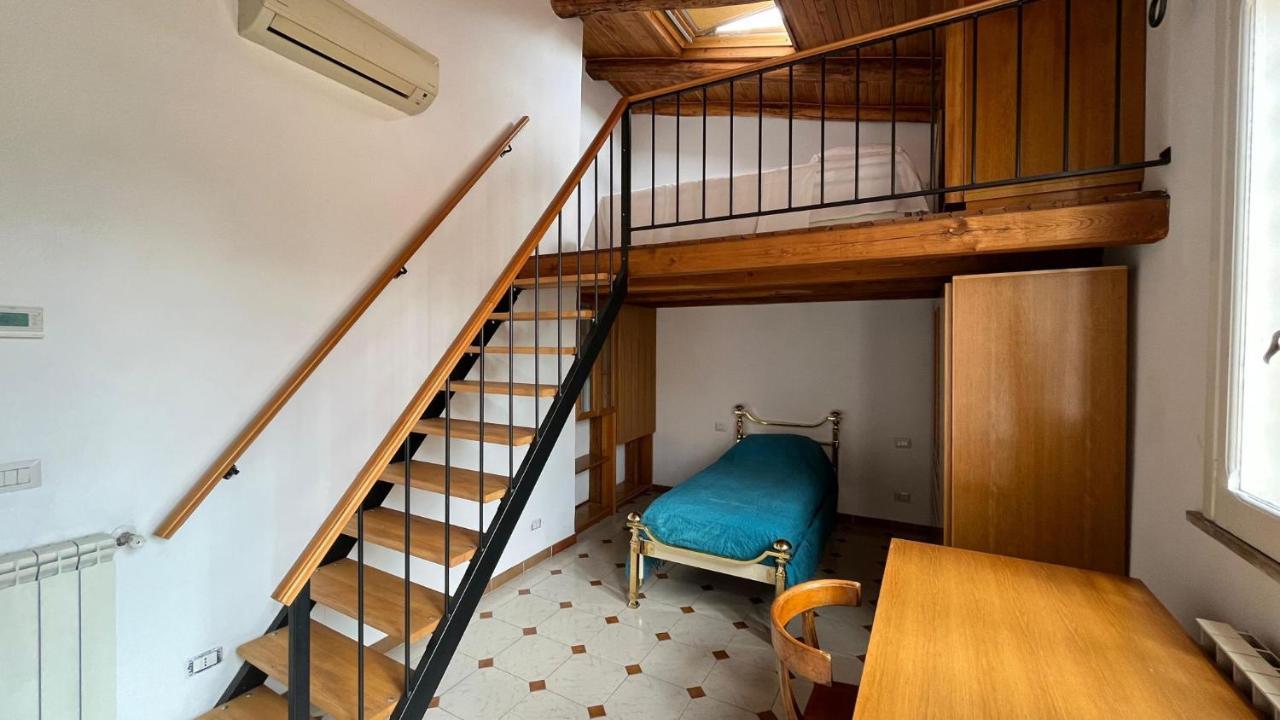 Апартаменты Attico Con Terrazza Santa Cecilia Рим Экстерьер фото